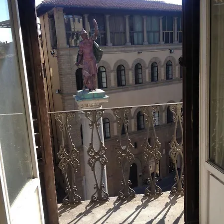 Tornabuoni View Bed & Breakfast 3*