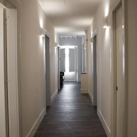 فندق مبيت وإفطار Tornabuoni View 4*
