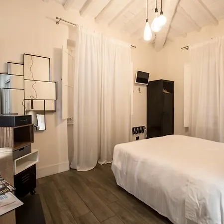 Tornabuoni View 4* فلورنس